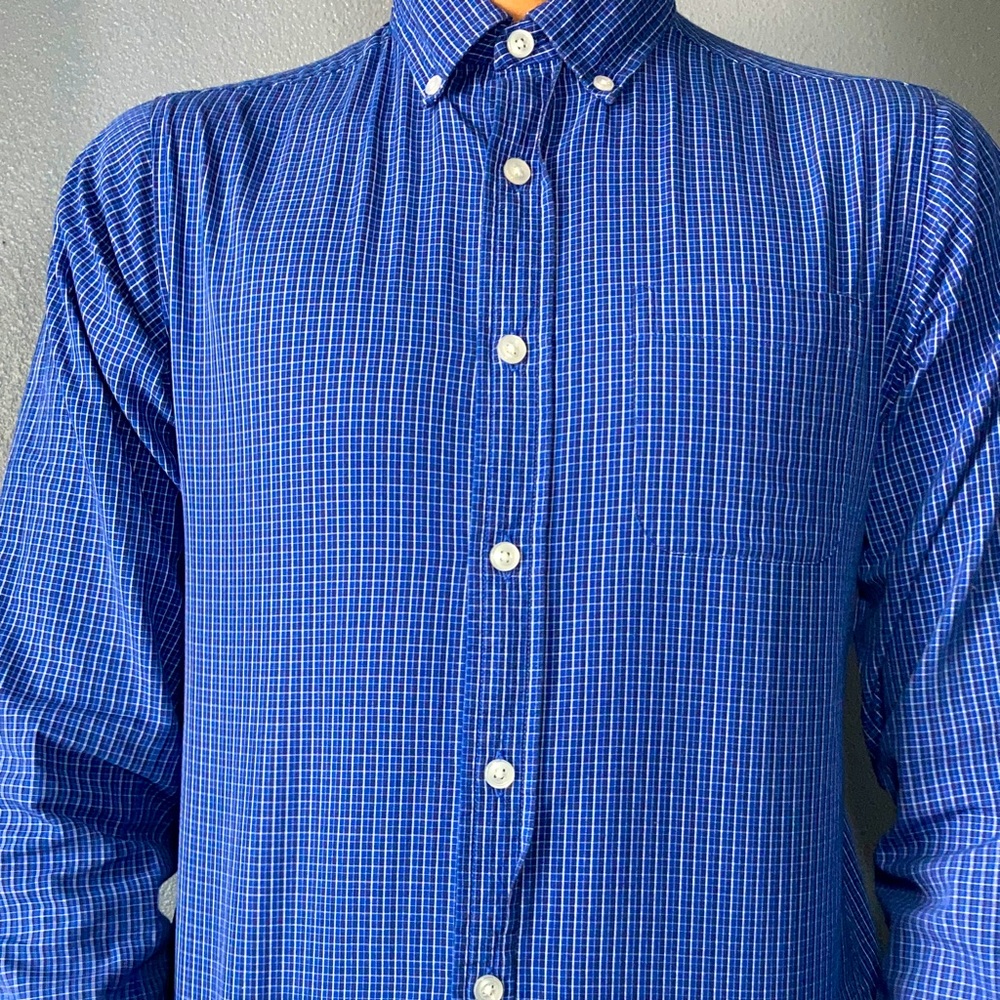 Selling a teens size 16 (m) Dillard’s | Class club Blue shirt